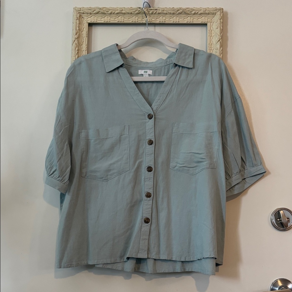 DIP | Light Blue Linen Button-Front Relaxed Shirt